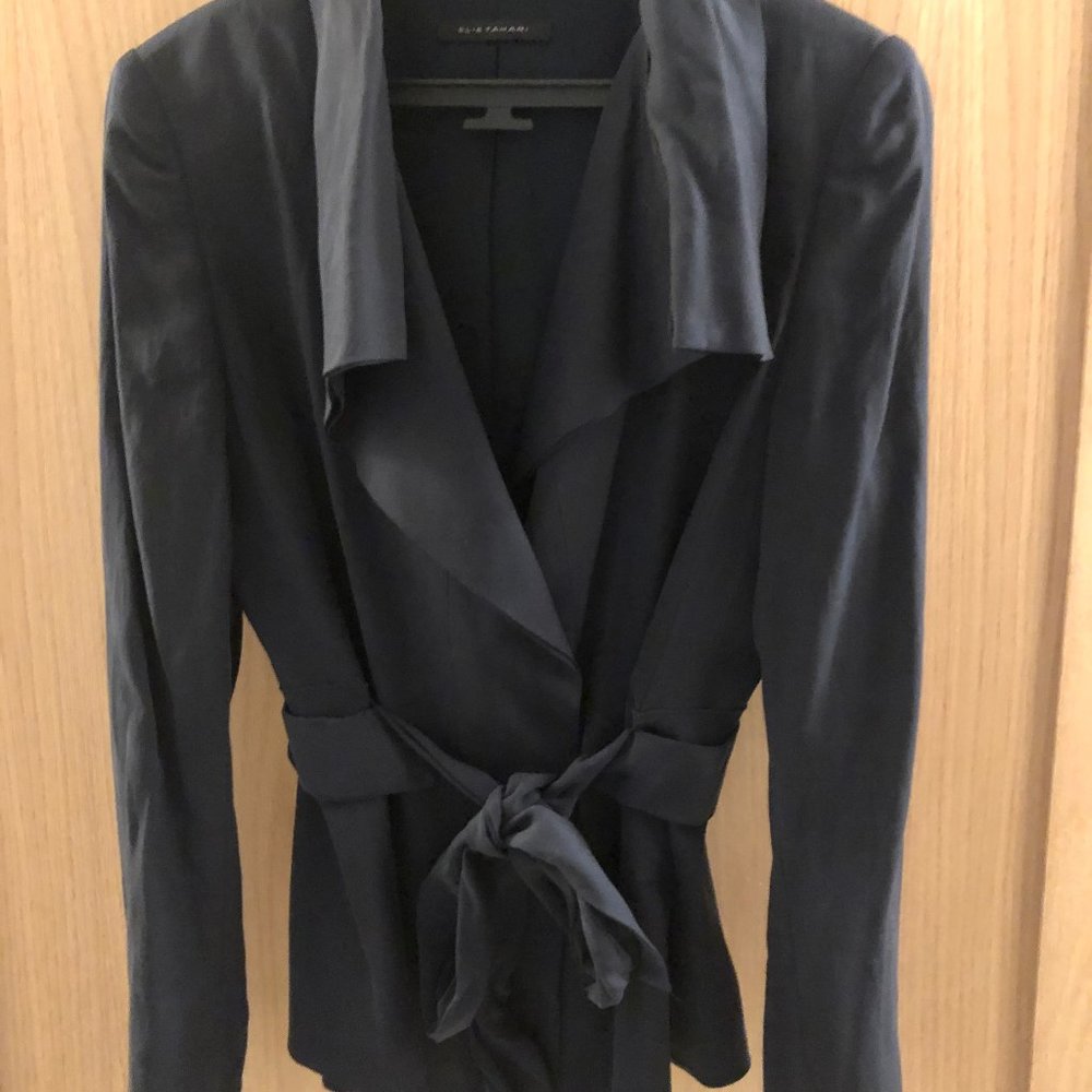 Elie Tahari navy belted jacket three snap closure